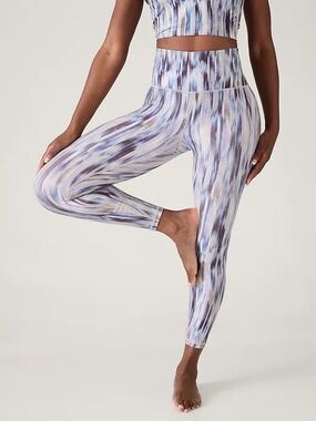 Athleta Elation Ultra High Rise 7/8 Leggings Abstract Print XS
